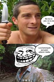 Jego charakterystyczną cechą jest noszenie maski, kiedyś worka z. Bear Grylls Kamerzysta Komiks Internetowy