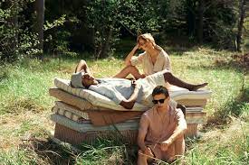 Descoperă colecția de încălțăminte pentru băieți de la h&m. Chimi X H M Pastel Coloured Coolness H M Ro