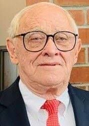 Board chair: Employee took 'appreciable' sum from museum