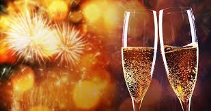 În fiecare picătură a şampaniei pe care o bei în cinstea noului an sunt urările mele de bine, pline de cele mai frumoase şi călduroase gânduri! Mesaje De Anul Nou 2019 FelicitÄƒri De Anul Nou Din Suflet Pentru Cei Dragi Cele Mai Frumoase Sms Uri De Revelion 2019 Wowbiz
