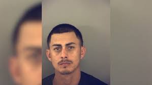 Man arrested for leaving child in car while at west El Paso bar