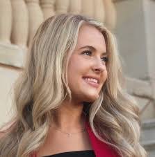 Caroline Ramsay's Instagram, Twitter & Facebook