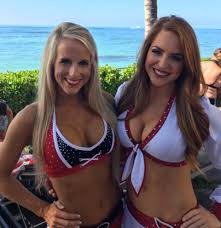 Resultado de imagem para 10 Hottest NFL Cheerleaders for the