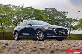 The outgoing mazda3 is just five years old and remains sufficiently sophisticated to soldier on for at least two years. Topgear Review Mazda 3 2 0 High Sedan Rm160 059
