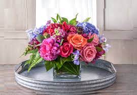 Robben florist & garden center is a 3rd generation family owned and operated business with over 80 years experience. About Us Robin Wood Flowers