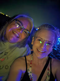 One of my mom's favorite singers we had every album !!