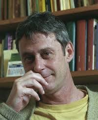 Biblioteca Mario Bravo