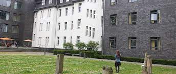 Mit der nunmehrigen klinik ii übernahm das marienhospital auch die krankenpflegeschule, die im jahre 1966 gegründet wurde. Ein Tag Im Kuckucksnest Inherne