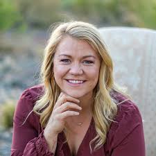 Elissa Wall (@elissa.wall) • Instagram photos and videos