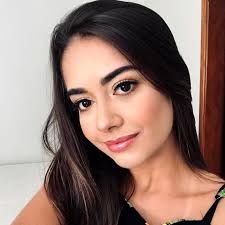 Um tempo se passou desde que escrevi este poema, e gostaria de me responder  estas questões agora que tudo se acalmou. Eu sei como este furacão te  machucou. Primeiramente, se está cansado,