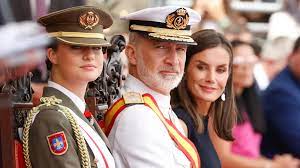 La importante petición de Felipe VI y la Reina Letizia ante el inminente  ingreso de la Princesa Leonor en el buque escuela Elcano durante seis meses