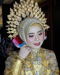Check spelling or type a new query. Baju Pengantin Adat Lampung Berhijab Greatnesia