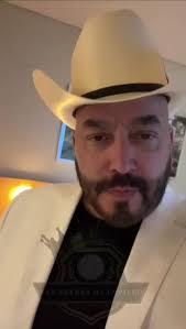 Queen Bee Rivera (@queenbee_est.2021)