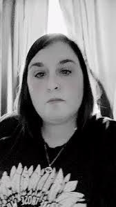 Amanda Hardee's Instagram, Twitter & Facebook