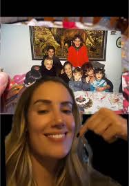 A Su Planta Rendido Un Leon