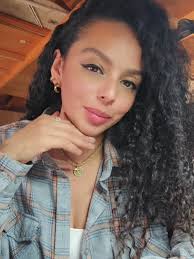 Liz Bee Jewelry by Elizabeth Bojorquez: A Unique Collection