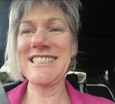 Donna Batten's Instagram, Twitter & Facebook