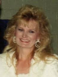 Joann Lyon's Instagram, Twitter & Facebook