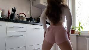 Cathy bulgakova twerk compilation @k.01.bulgakova подробнее. Cathy Bulgakova Youtube Channel Analytics And Report Desarrollado Por Noxinfluencer Mobile