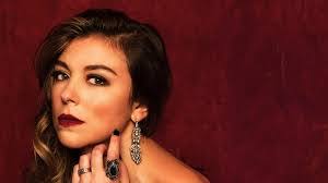 Corinne Winters's Instagram, Twitter & Facebook