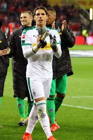 Solri(@s0lri), football(@footballzd), anime content🤌🤌🤌🤌🤌(@official_madara_4133), bmg edits(@bmg.edits), 🤯erza🤯(@._.erza._3). Borussia Monchengladbach Darum Trug Yann Sommer Das Heimtrikot