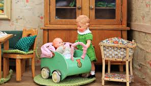 Im holzlädle der drechslerei seeger ausgezeichnetes. Puppenstube Diy Anleitungen 6 Modelle Selber Bauen Diy Family