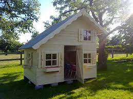 During the tour, you will visit each classroom, meet the teachers, and receive any paperwork necessary for enrollment. Kinderhaus Kinderspielhaus Luuk Sams Gartenhaus Shop