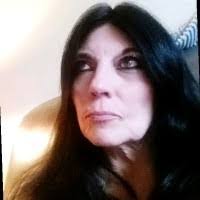 Lori Messer's Instagram, Twitter & Facebook