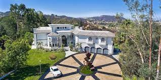 Посмотреть эту публикацию в instagram. Jake Paul Has A New Home Photos