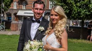 Nørgaard came to prominence in his homeland with brøndby and was part of the denmark squad at uefa euro. Mere Em Romantik Christian Norgaard Gift Med Josefine Billed Bladet