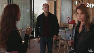 Maybe you would like to learn more about one of these? Manu Interroge Jo La Fete De Sofia Gachee Dans Un Si Grand Soleil 02 01 2019 Nouveautes Tele Com