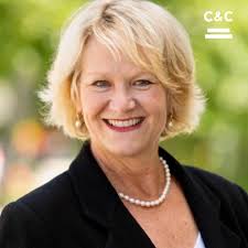 Meet the Team! 🏡 Hannah Holmes