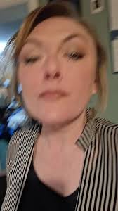 Eliza Sleshinger New Special