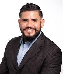 Jose Liza's Instagram, Twitter & Facebook