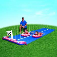 Meist macht man das auf dem bauch. Bestway Wasserrutsche Mit 2 Surfbrettern Garten Kids Com