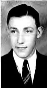 P U B L I S H E D B Y S E N I O R A N D J U N I O R C L A S S E S O F Y O R  K C O L L E G E , Y O R K , N E B R A S K A