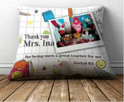 Kado terbaik untuk guru berikutnya adalah mug dengan tulisan nama guru. 20 Ide Kado Untuk Guru Pensiun Yang Unik Dan Berkesan
