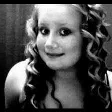 Courtney Oakley's Instagram, Twitter & Facebook