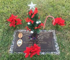 Grave flowers graveside decorations headstones decorations gravesite decorations cemetery decorations cemetary decorations decor flowers front garden gravesite decorations cemetery decorations diy vase grave decorations memorial flowers christmas lanterns landscape stone. Cemetery Christmas Tree Grave Marker Vase Decorations 2017 Gravesite Decorations Cemetery Decorations Easy Christmas Decorations
