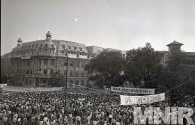 Nationala romaniei a disputat miercuri al treilea meci din preliminariile cupei mondiale din 2022, impotriva armeniei la erevan. Romania 30 Years Of Democracy 1990 The First Year Of Freedom Romania Insider