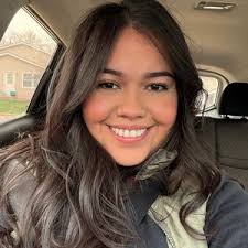 Claudia Marquez (@mrquz)