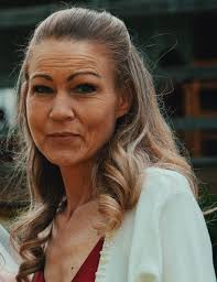 Obituary information for Sarah Kristen Threadgill