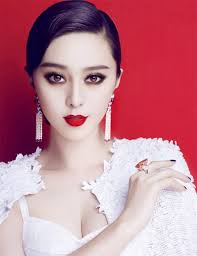 Phạm Băng Băng nói về tin "cặp kè với tài tử 74 tuổi, con riêng chính là em  trai"