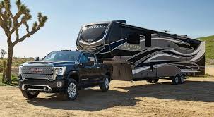 When was the last time your truck was pushed too far here's why you might want to do your rv towing with a heavy duty truck (hdt), otherwise known as a semi truck or toterhome Engines And Towing Capability Of The 2020 Gmc Sierra 2500hd Rick Hendrick Buick Gmc