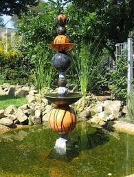 Mario Geister Brunnen Im Brunnen Stele Wassersaule Mit Einem Klick Auf Als Kunstkarte Versenden Versenden Sie Kost Gartenskulptur Stehlen Garten Garten