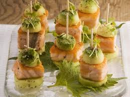 Gurken Lachs Happchen Mit Avocado Rezept Lachs Happchen Fingerfood Fingerfood Rezepte Kalt