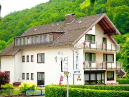 With a stay at haus iris hotel garni in herzberg am harz, you'll be 11.4 mi (18.4 km) from old town hall and 12.2. Haus Iris Hotel In Herzberg Am Harz Ortsteil Sieber Hotelbewertung Nr 205903 Vom 13 02 2019 Haus Iris Hotel