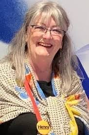 Christina Gilpin's Instagram, Twitter & Facebook