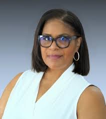 Kara Lord's Instagram, Twitter & Facebook