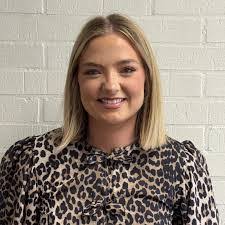 Bethany Cobb's Instagram, Twitter & Facebook